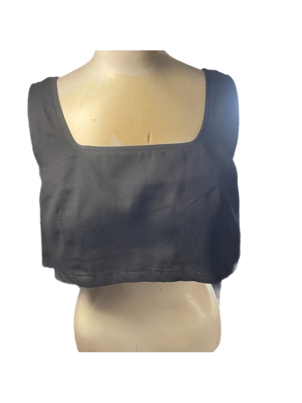 Women's Black Cropped Square Neck Tank Top